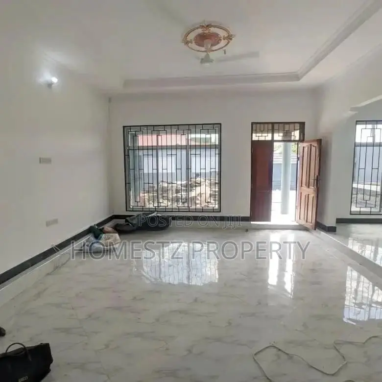 3bdrm House in Avick Town Kimbiji, Kigamboni for Sale in Kigamboni