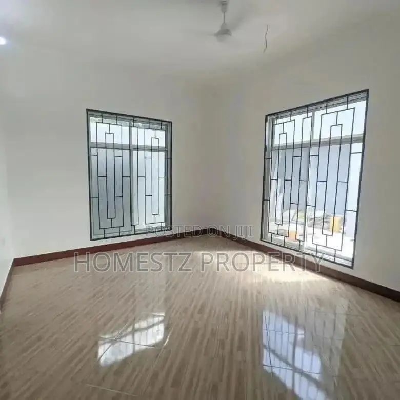 3bdrm House in Avick Town Kimbiji, Kigamboni for Sale in Kigamboni