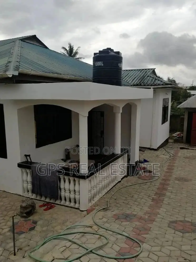 3bdrm House in Mbezi Mwisho, Kinondoni for Sale in Kinondoni