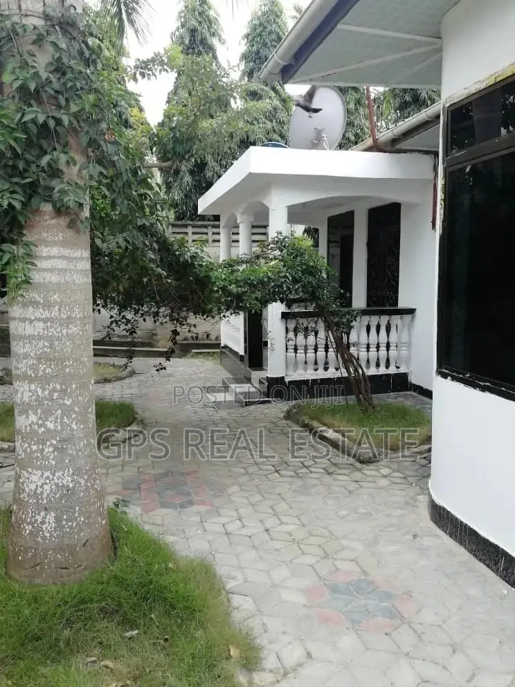 3bdrm House in Mbezi Mwisho, Kinondoni for Sale in Kinondoni