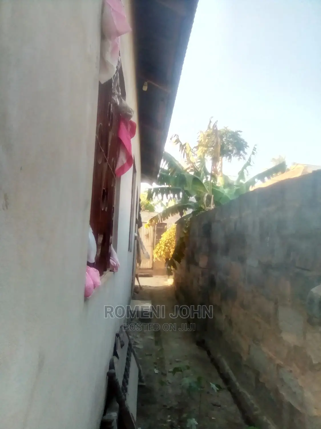 Furnished 5bdrm Bungalow in Tanzania Daressalaam for Sale in Ukonga