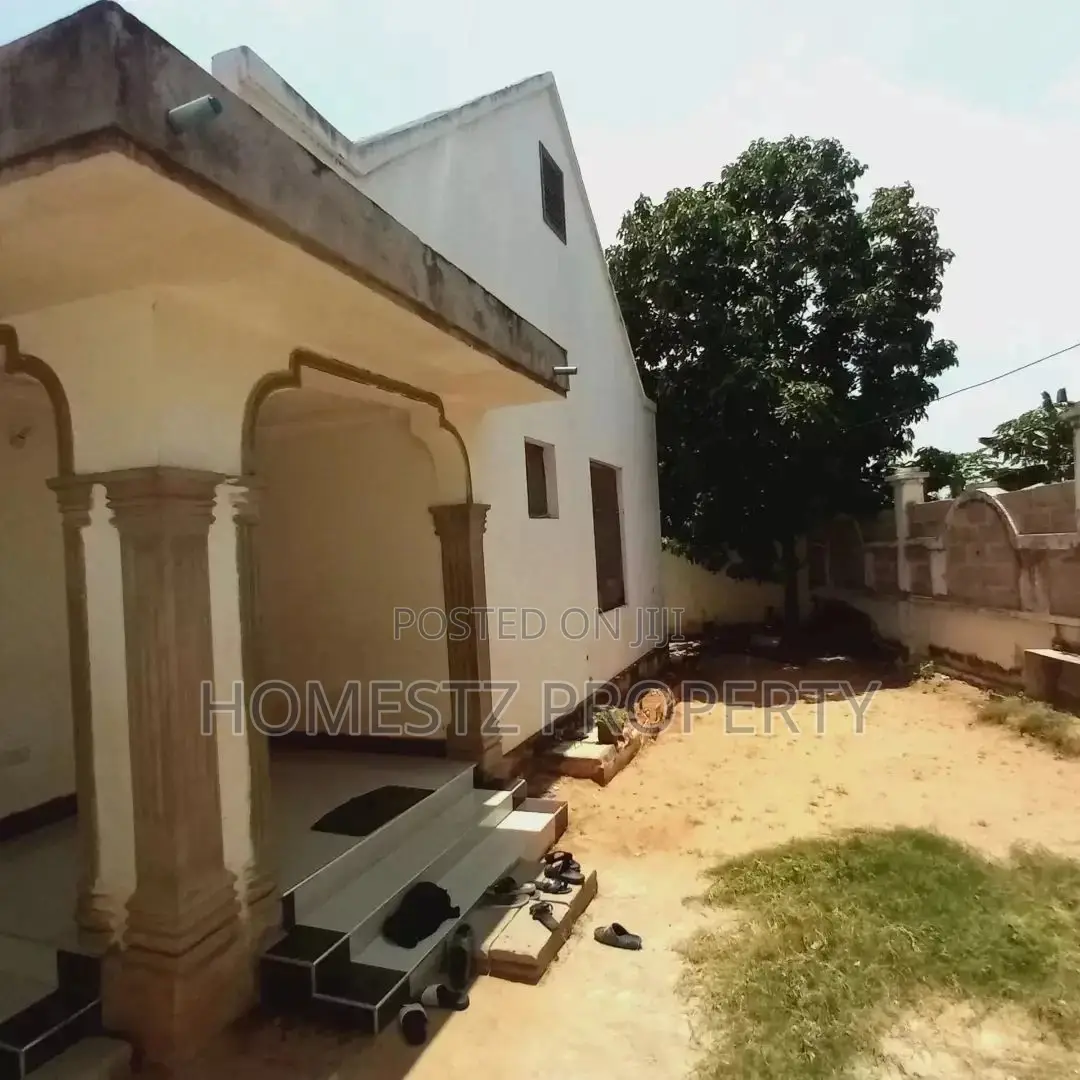 5bdrm House in Goba Majengo, Kinondoni for Sale in Kinondoni