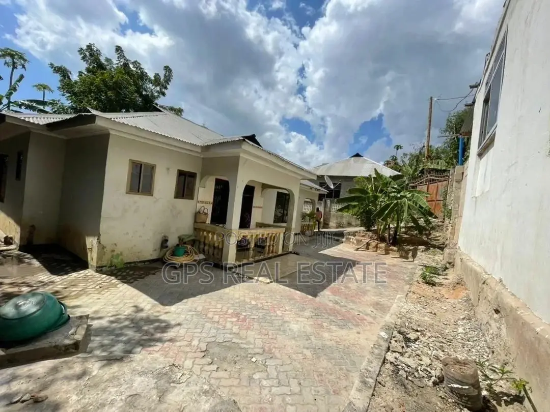 3bdrm House in Mbezi Beach Upande, Kinondoni for Sale in Kinondoni