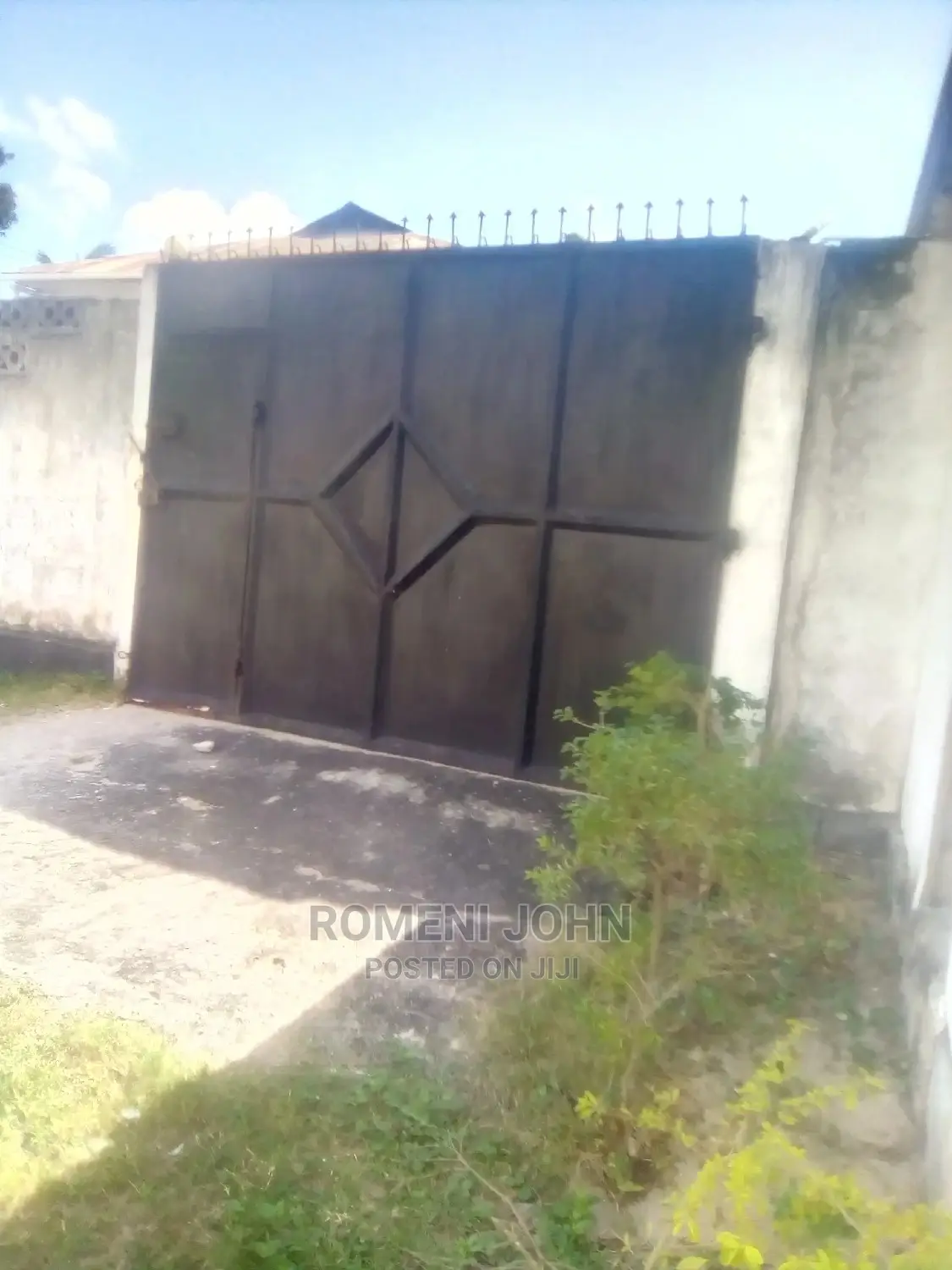 Furnished 5bdrm Bungalow in Tanzania Daressalaam, Ukonga for Sale in Ukonga