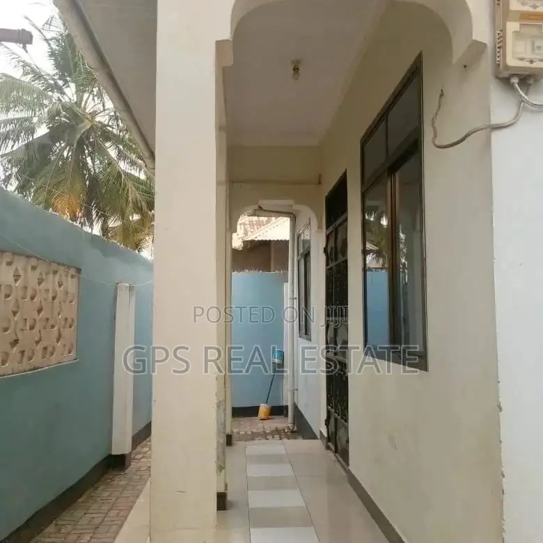 3bdrm House in Kinyerezi, Kinondoni for Sale in Kinondoni