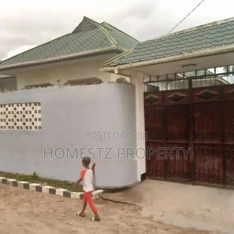 3bdrm House in Kinyerezi, Kinondoni for Sale in Kinondoni