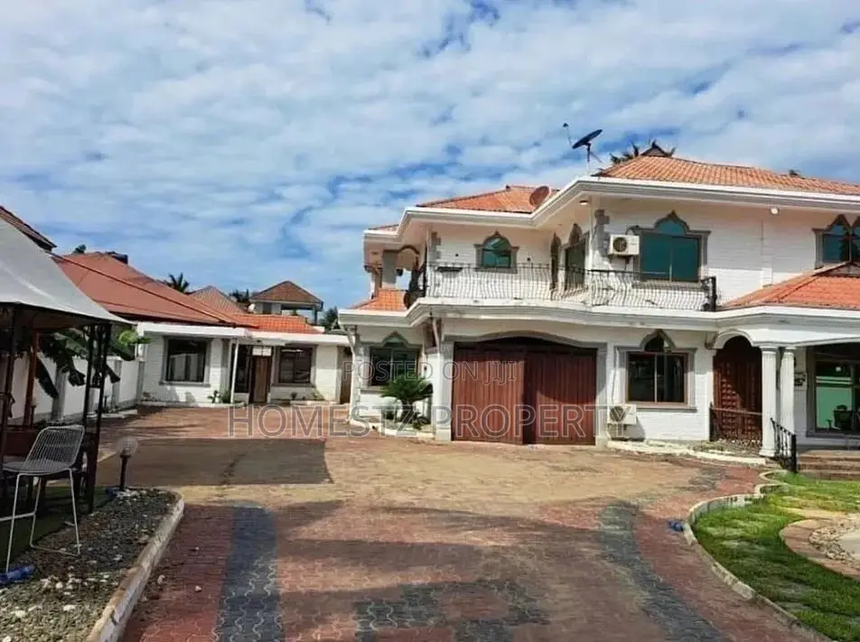 3bdrm House in Mbezi Beach, Kinondoni for Sale in Kinondoni