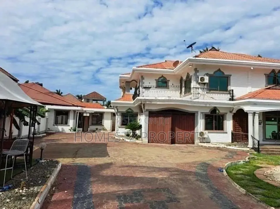 3bdrm House in Mbezi Beach, Kinondoni for Sale in Kinondoni