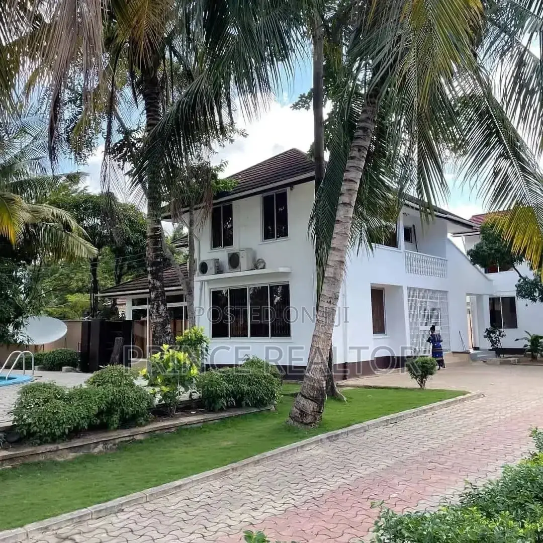 4bdrm House in Mbezi Beach, Kinondoni for Sale in Kinondoni