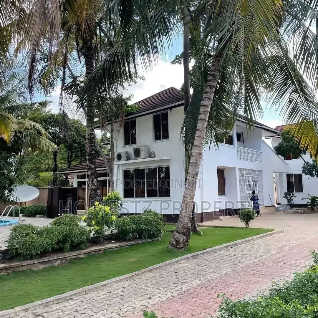 4bdrm House in Mbezi Beach, Kinondoni for Sale in Kinondoni