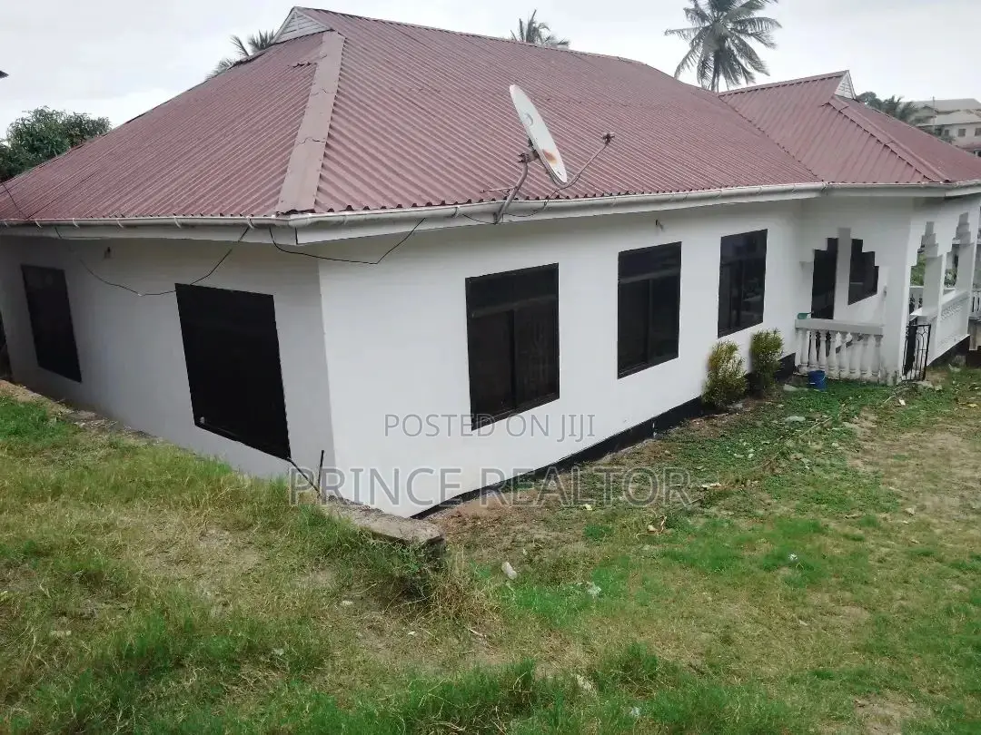 3bdrm House in Kimara Suka, Kinondoni for Sale in Kinondoni