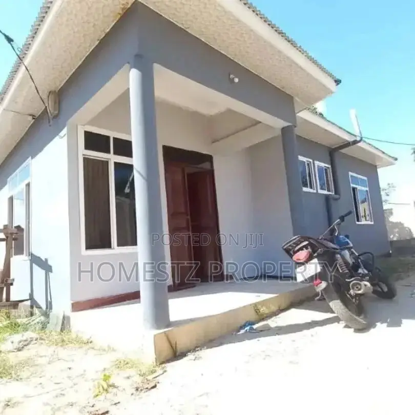 3bdrm House in Makabe, Kinondoni for Sale in Kinondoni