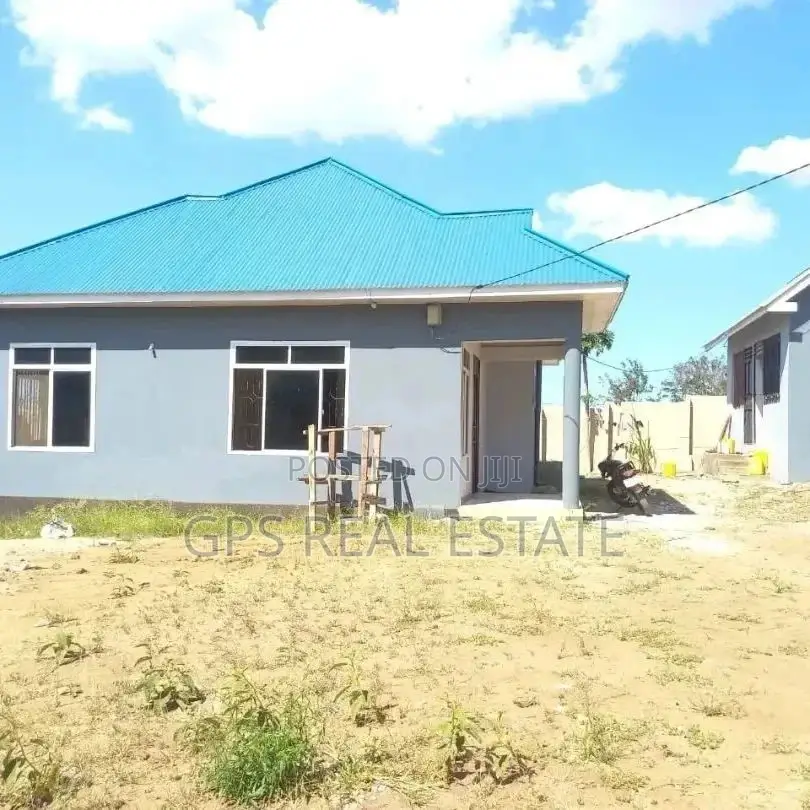 3bdrm House in Makabe, Kinondoni for Sale in Kinondoni
