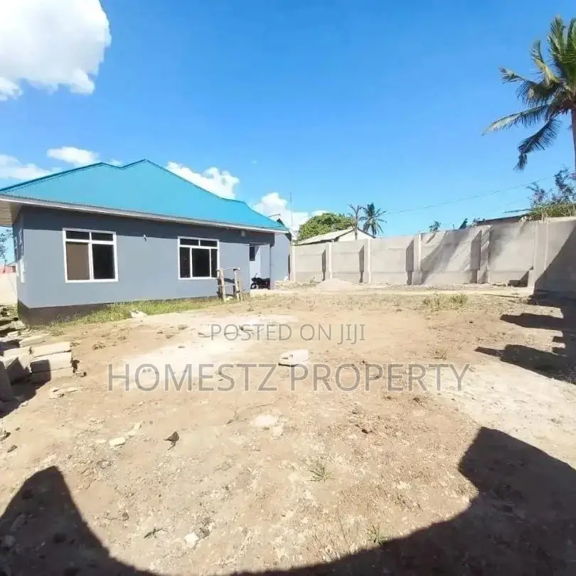 3bdrm House in Makabe, Kinondoni for Sale in Kinondoni