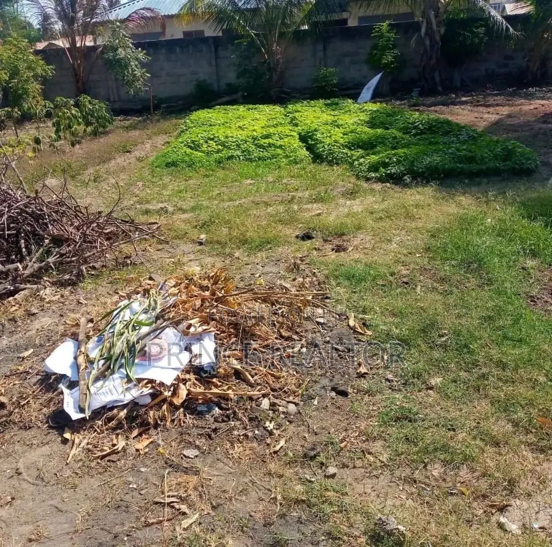 Plot for Sale Ar Tegeta Dawasco. in Kinondoni