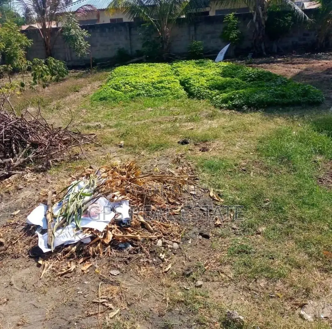 Plot for Sale Ar Tegeta Dawasco. in Kinondoni