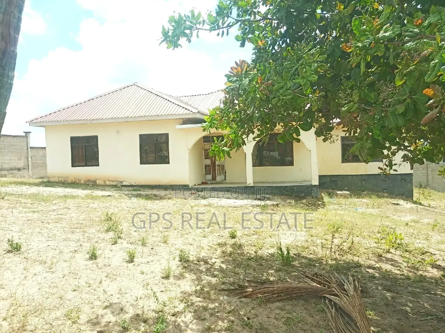 3bdrm House in Kibada, Kigamboni for Sale in Kigamboni