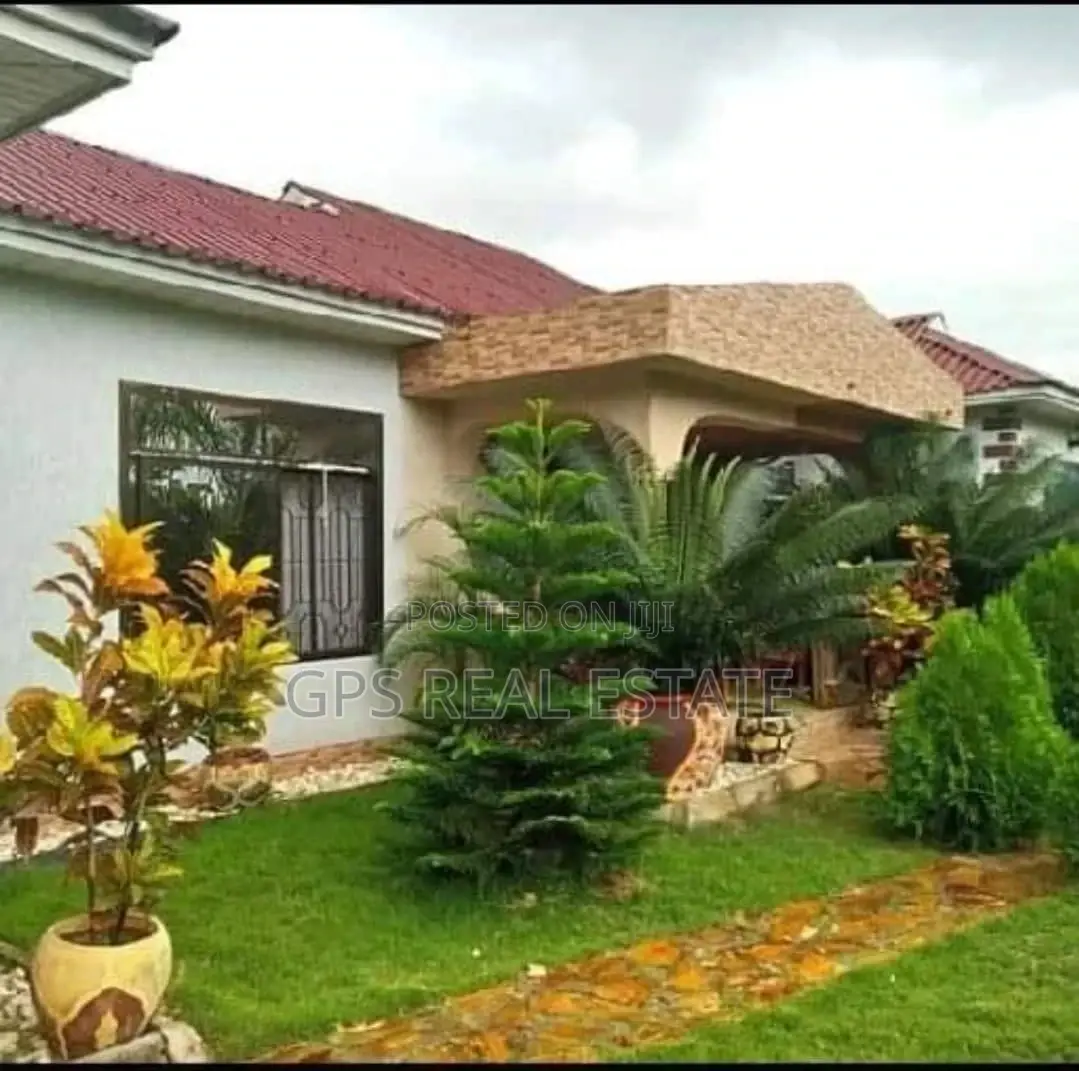 4bdrm House in Mpigi Magoe, Kinondoni for Sale in Kinondoni