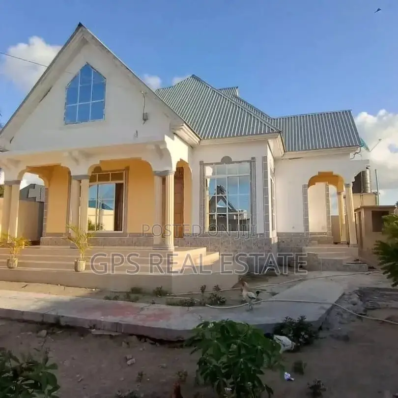 4bdrm House in Kibada, Kinondoni for Sale in Kinondoni