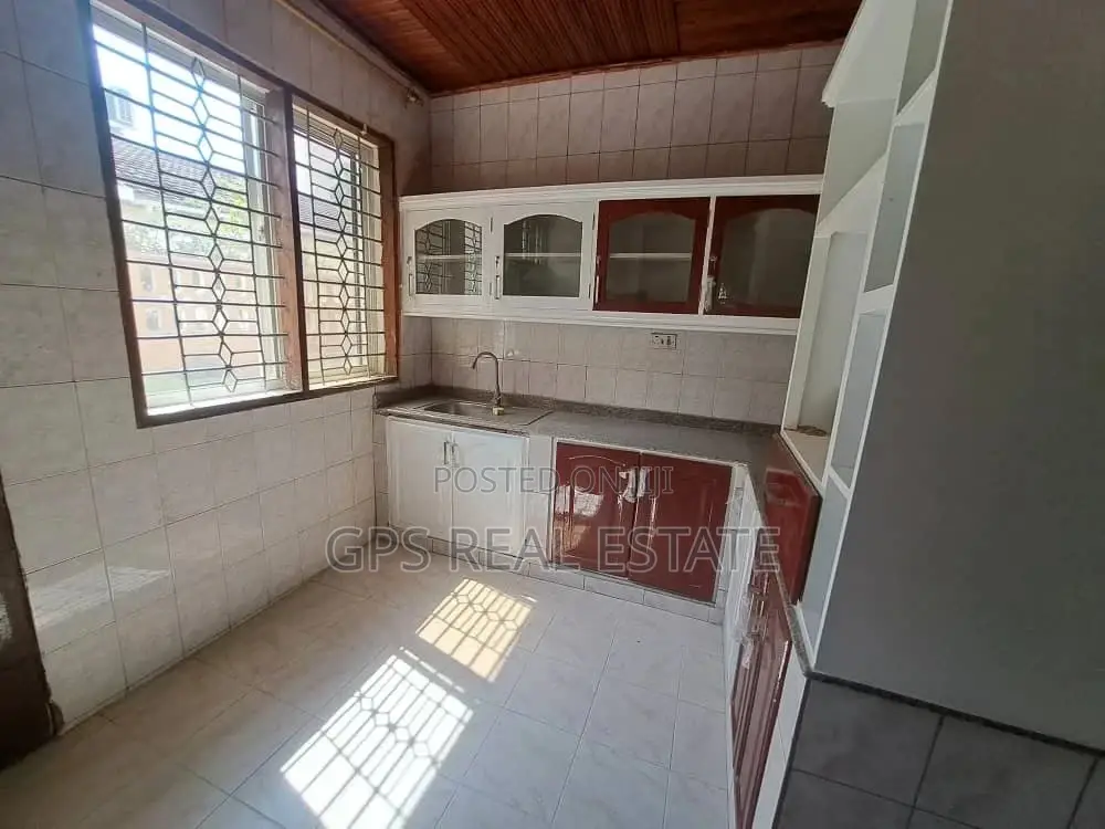 3bdrm House in Mbezi Beach, Kinondoni for Sale in Kinondoni