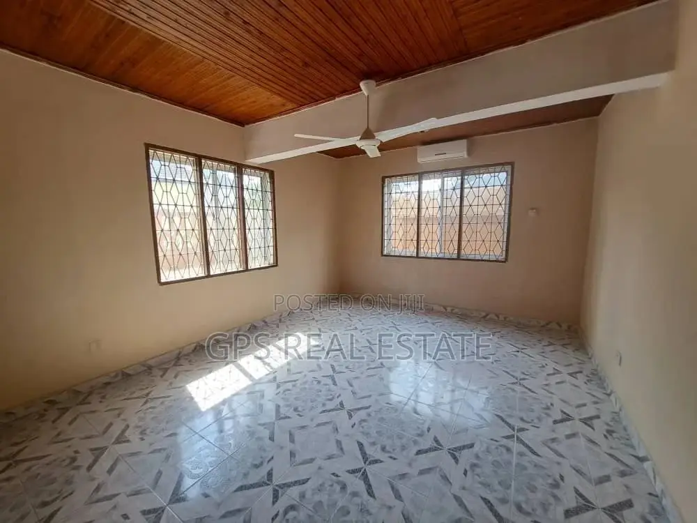 3bdrm House in Mbezi Beach, Kinondoni for Sale in Kinondoni