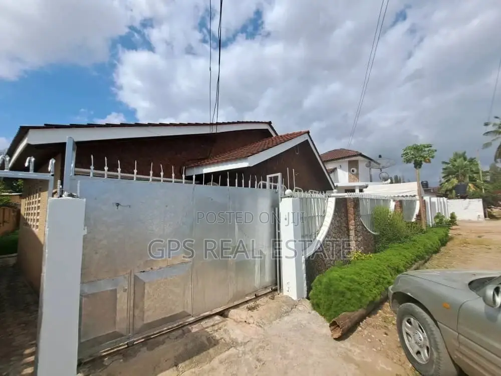 3bdrm House in Mbezi Beach, Kinondoni for Sale in Kinondoni