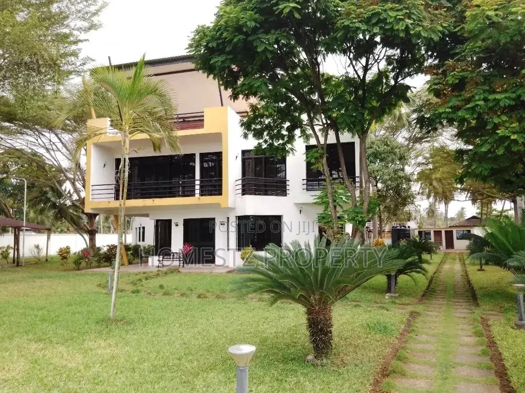 Furnished 4bdrm Apartment in Kawe Beach, Kinondoni for Sale in Kinondoni