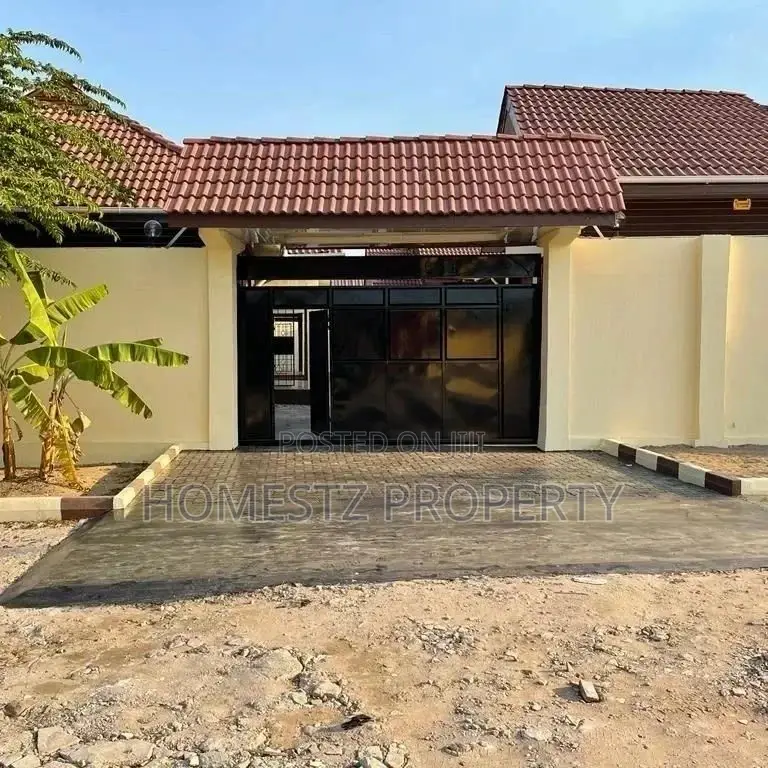 3bdrm House in Boko Mianzini, Kinondoni for Sale in Kinondoni