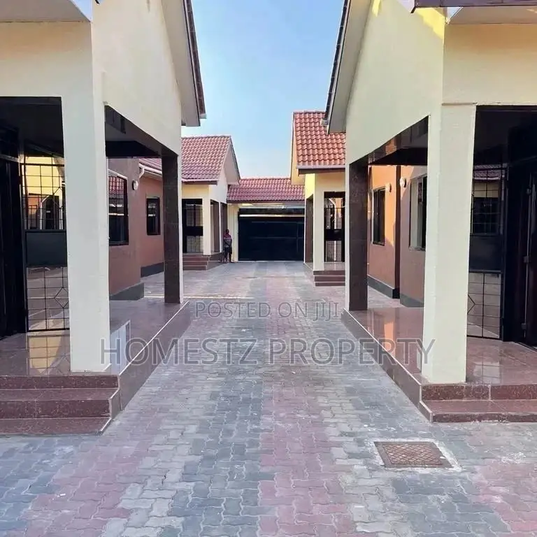 3bdrm House in Boko Mianzini, Kinondoni for Sale in Kinondoni