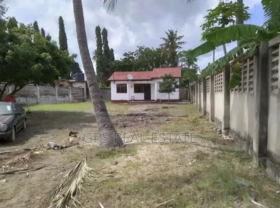 3bdrm House in Ununio, Kinondoni for Sale in Kinondoni