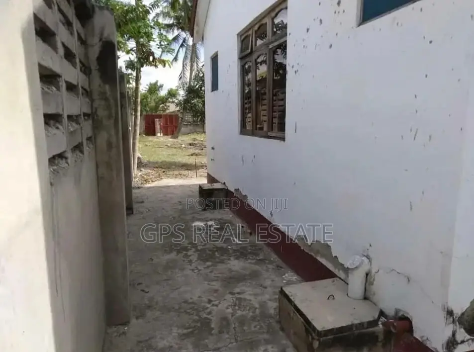 3bdrm House in Ununio, Kinondoni for Sale in Kinondoni
