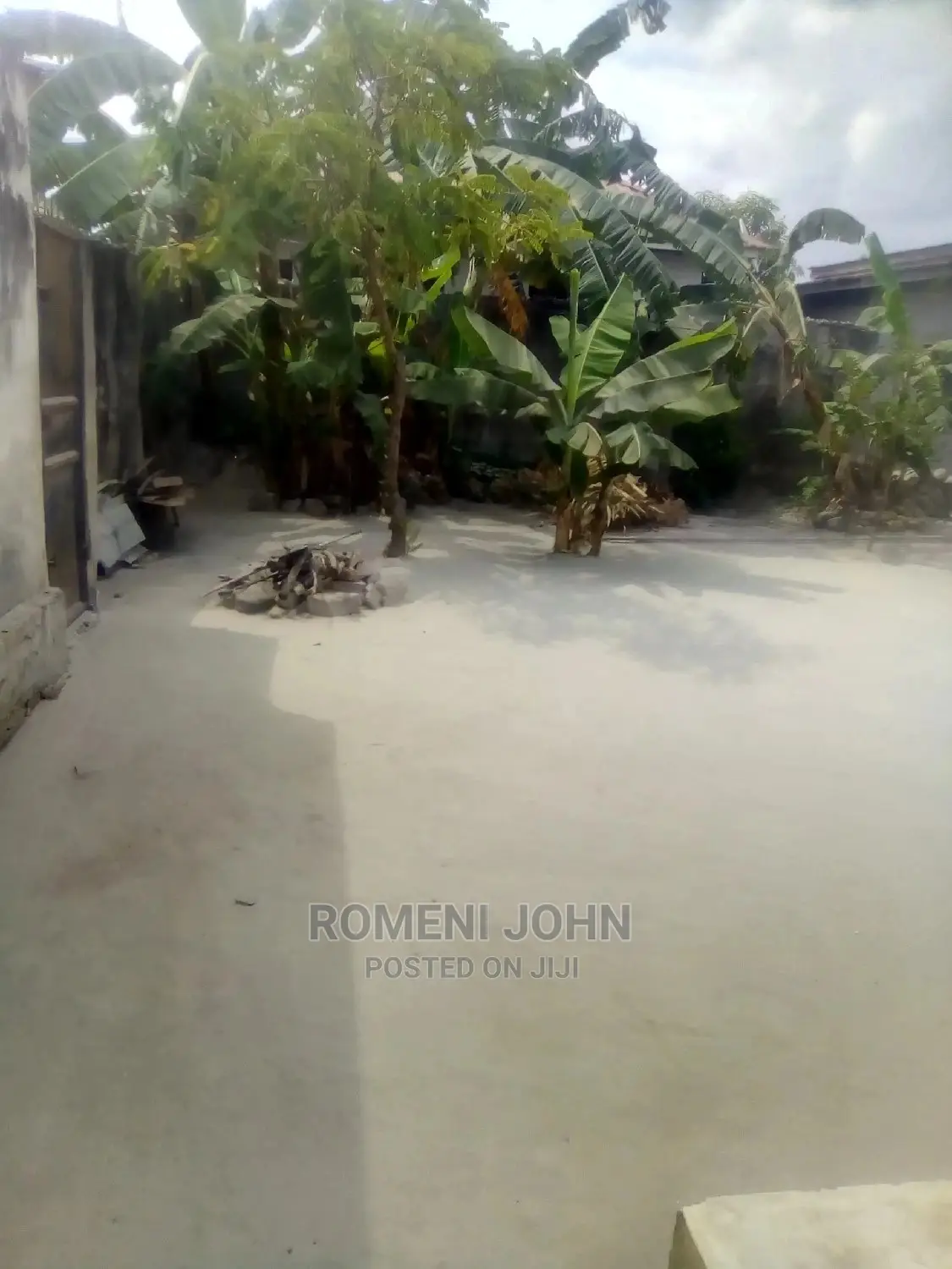 Furnished 7bdrm Townhouse/Terrace in Tanzania Daressalaam for Sale in Ukonga