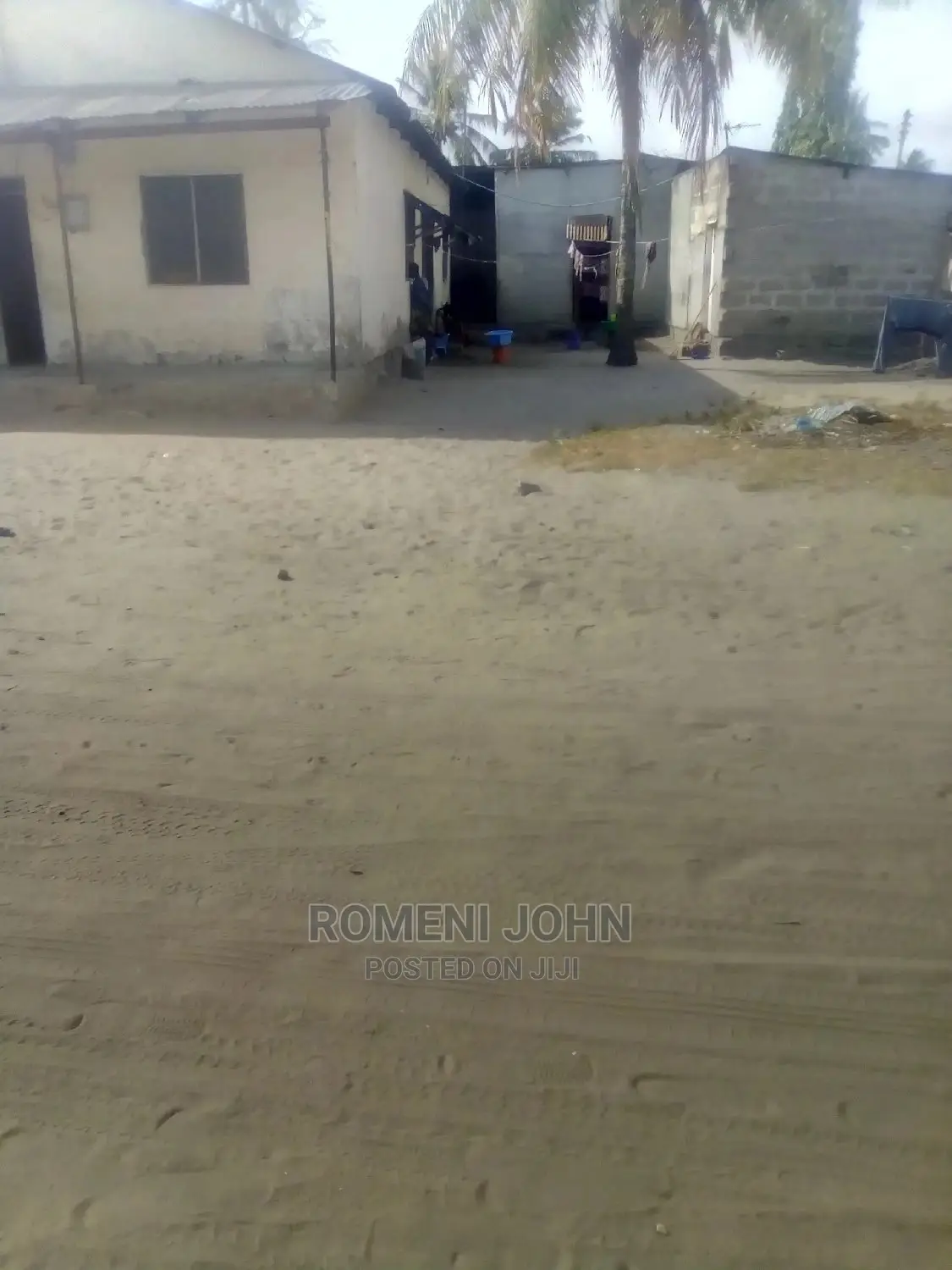 Furnished 10bdrm Townhouse/Terrace in Tanzania Daressalaam for Sale in Ukonga