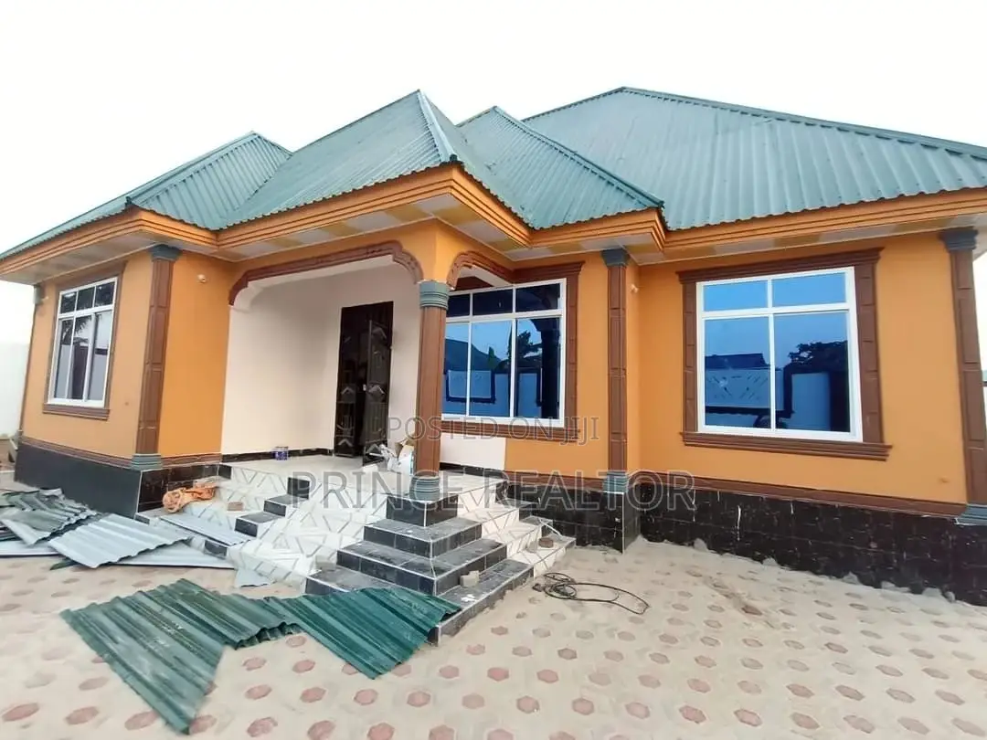 4bdrm House in Mzambarauni, Chamazi for Sale in Chamazi