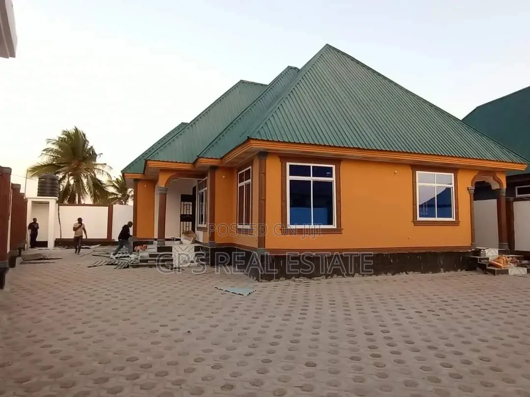4bdrm House in Mzambarauni, Chamazi for Sale in Chamazi
