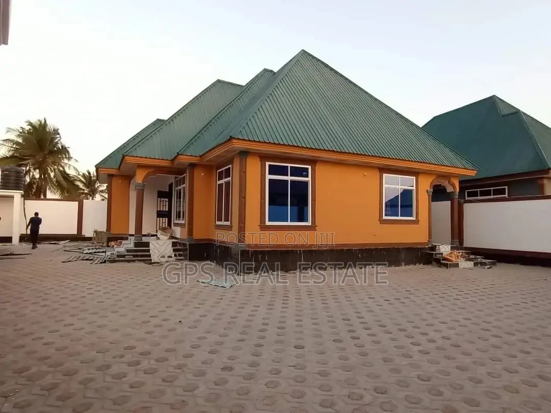 4bdrm House in Mzambarauni, Chamazi for Sale in Chamazi