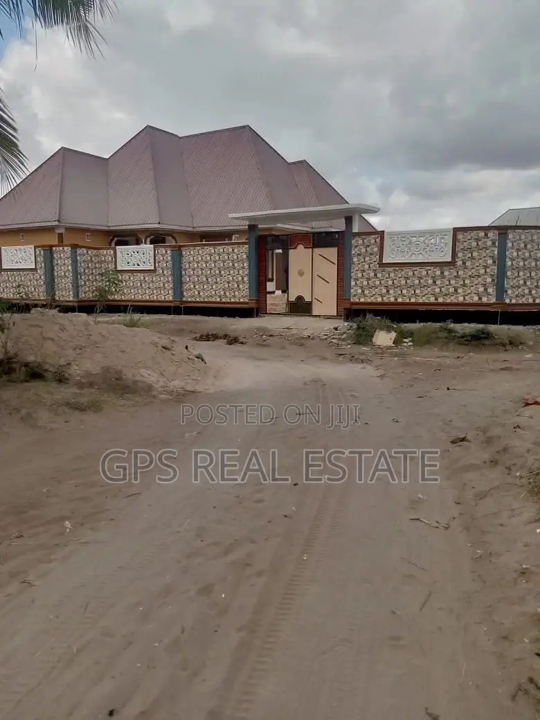 4bdrm House in Mzambarauni, Chamazi for Sale in Chamazi