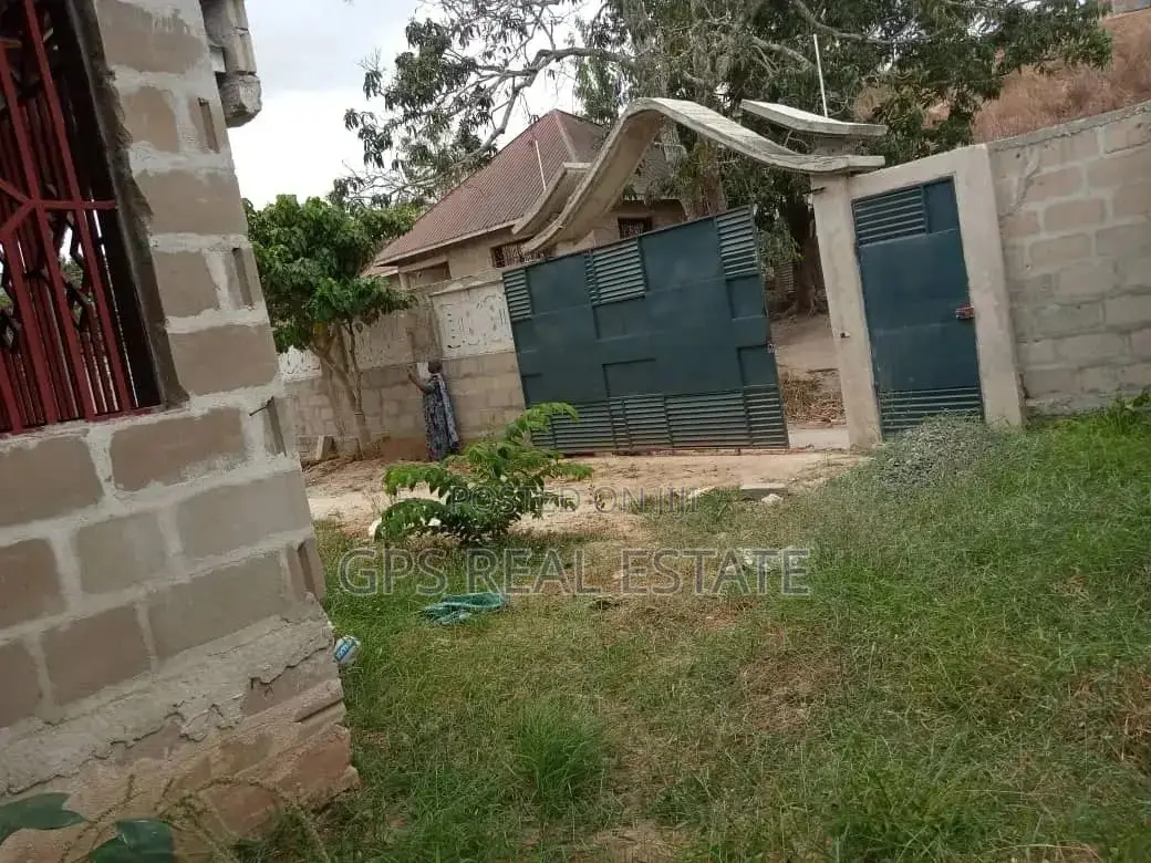 3bdrm House in Malamba Mawili, Kinondoni for Sale in Kinondoni