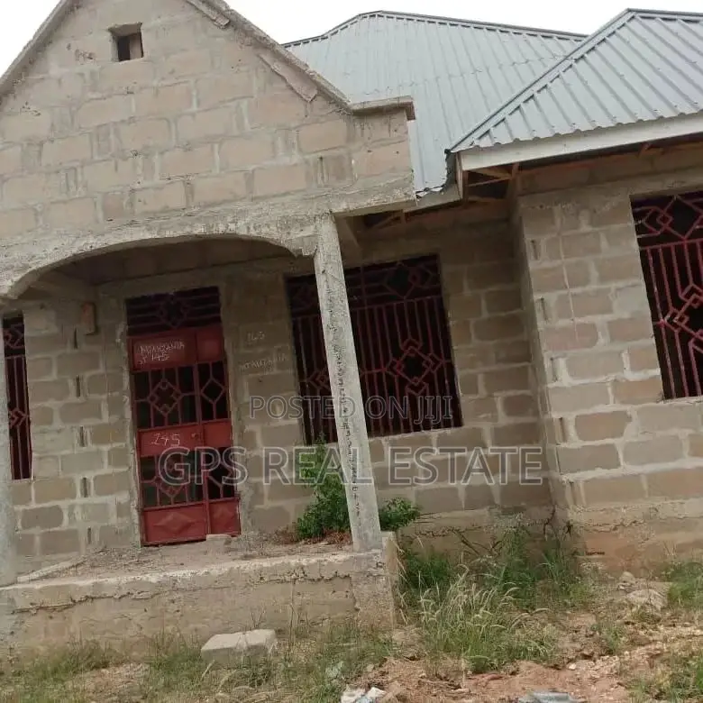 3bdrm House in Malamba Mawili, Kinondoni for Sale in Kinondoni
