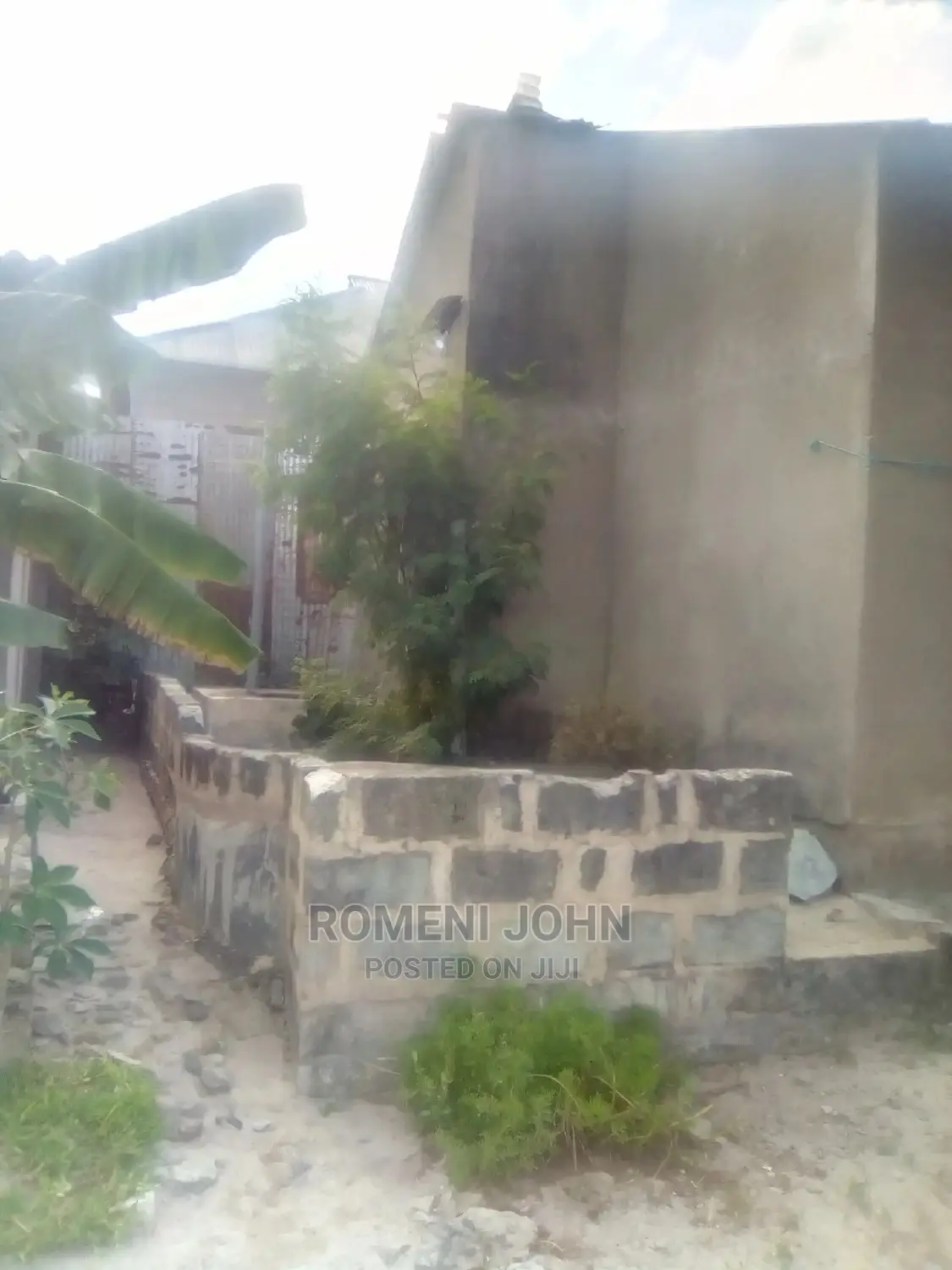 Furnished 5bdrm Townhouse/Terrace in Tanzania Daressalaam for Sale in Ukonga