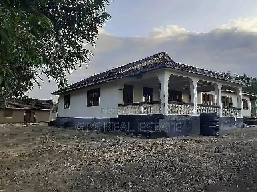 5bdrm House in Kibamba, Ilala for Sale in Ilala