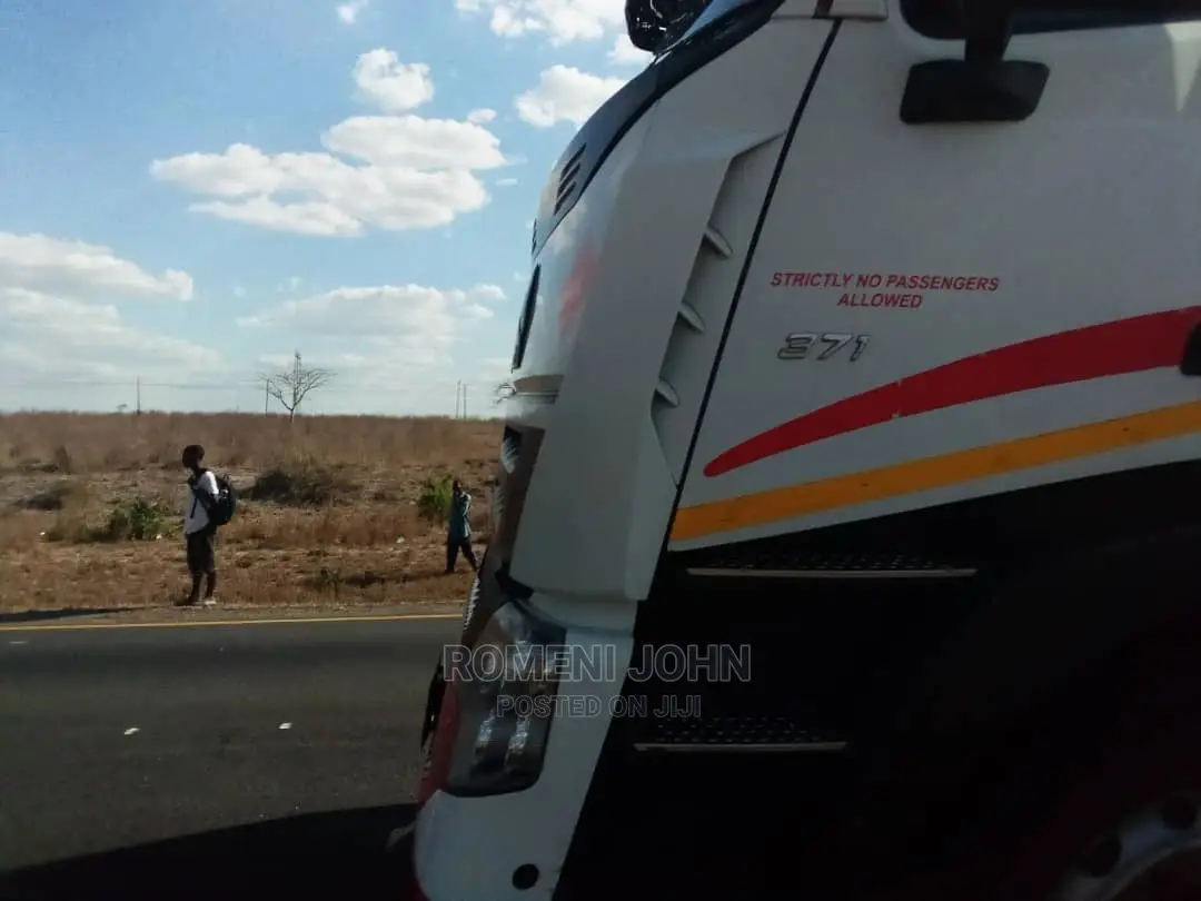 Eneo La Kibiashara Linauzwa Milioni 250 Linatazama Lami. in Ukonga
