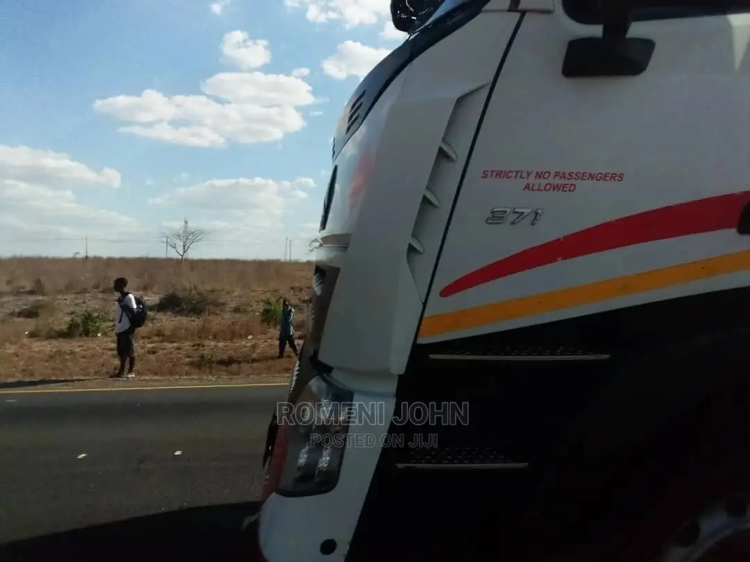 Eneo La Kibiashara Linauzwa Milioni 250 Linatazama Lami. in Ukonga
