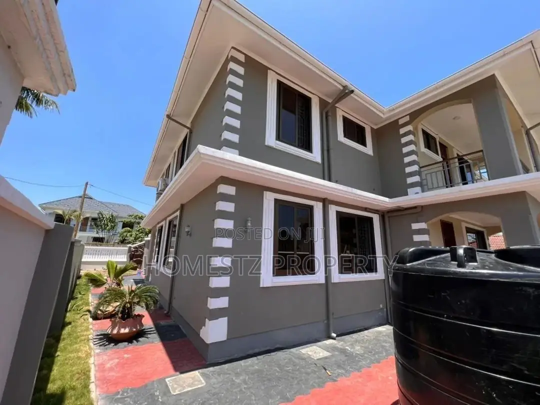 4bdrm House in Tegeta Block E, Kinondoni for Sale in Kinondoni
