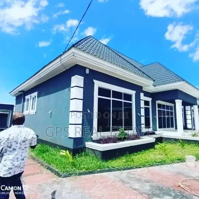 4bdrm House in Kibugumo Kigamboni for Sale in Kigamboni