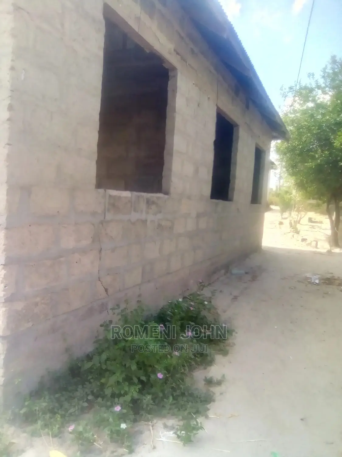 Furnished 6bdrm Townhouse/Terrace in Tanzania Daressalaam for Sale in Ukonga