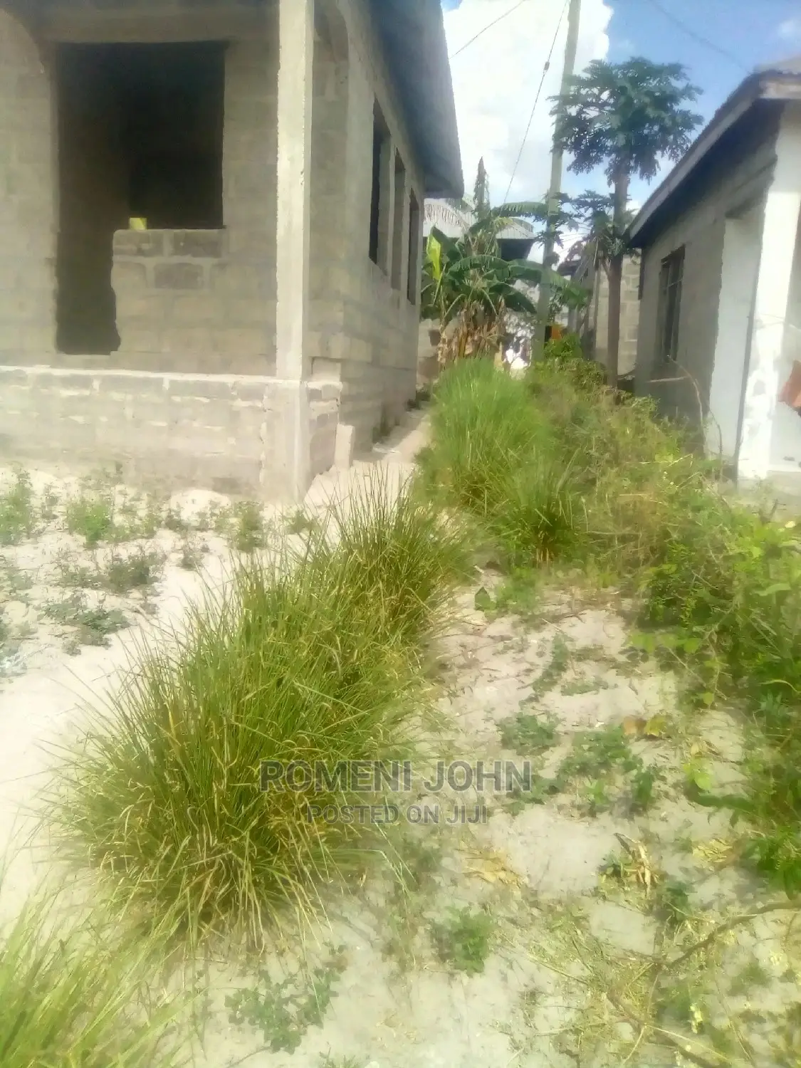 Furnished 6bdrm Townhouse/Terrace in Tanzania Daressalaam for Sale in Ukonga