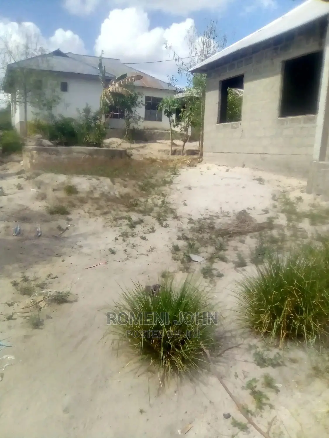 Furnished 6bdrm Townhouse/Terrace in Tanzania Daressalaam for Sale in Ukonga