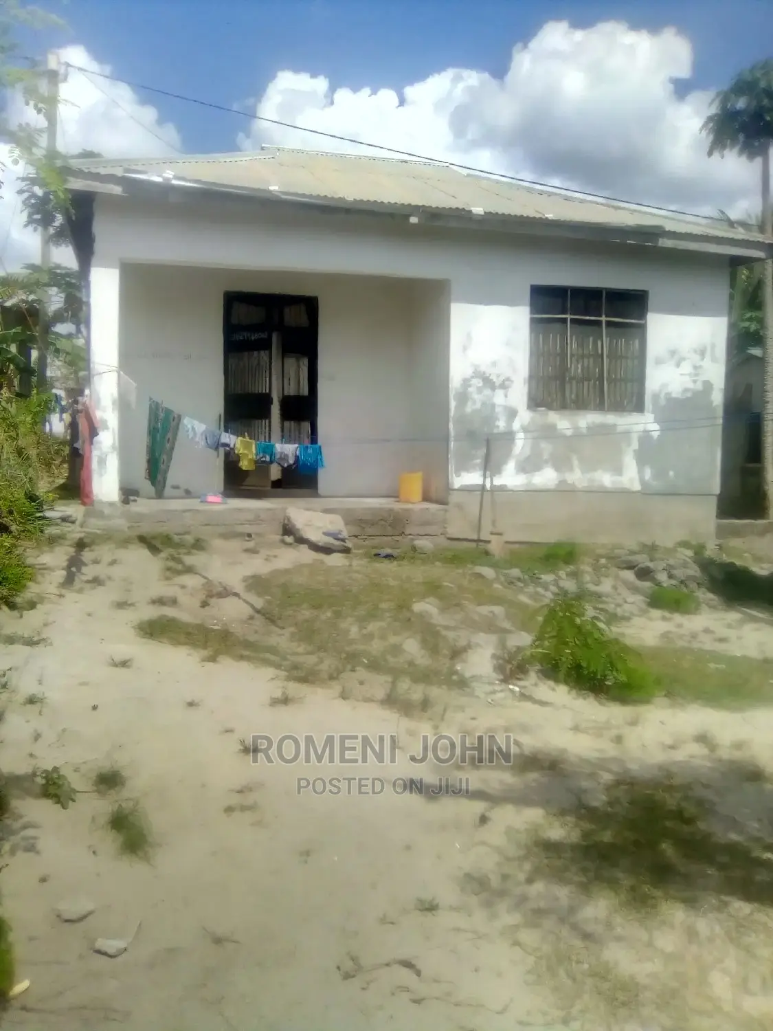 Furnished 8bdrm Townhouse/Terrace in Tanzania Daressalaam for Sale in Ukonga