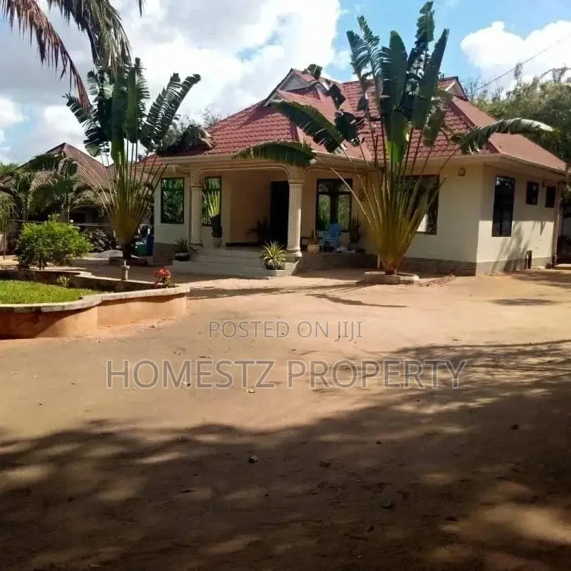 4bdrm House in Goba Kulangwa, Kinondoni for Sale in Kinondoni